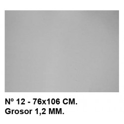 Cartón rígido y resistente nº 12 csp en formato 76x106 cm. con grosor de 1,2 mm. color gris.