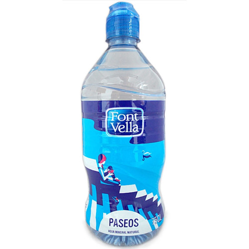 Agua mineral natural font vella, botella de 750 ml.